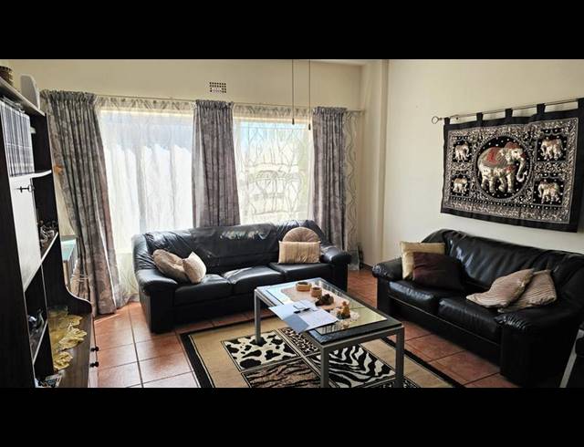 2 BEDROOM APARTMENT FOR SALE IN CROYDON